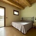Casale Dei Cinque Colli Lantgård Ostra