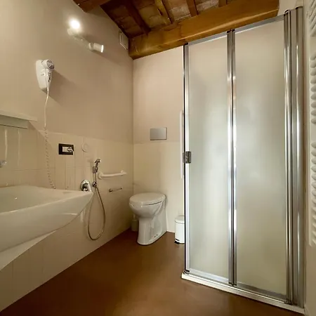 Alloggio per agriturismo Casale Dei Cinque Colli *